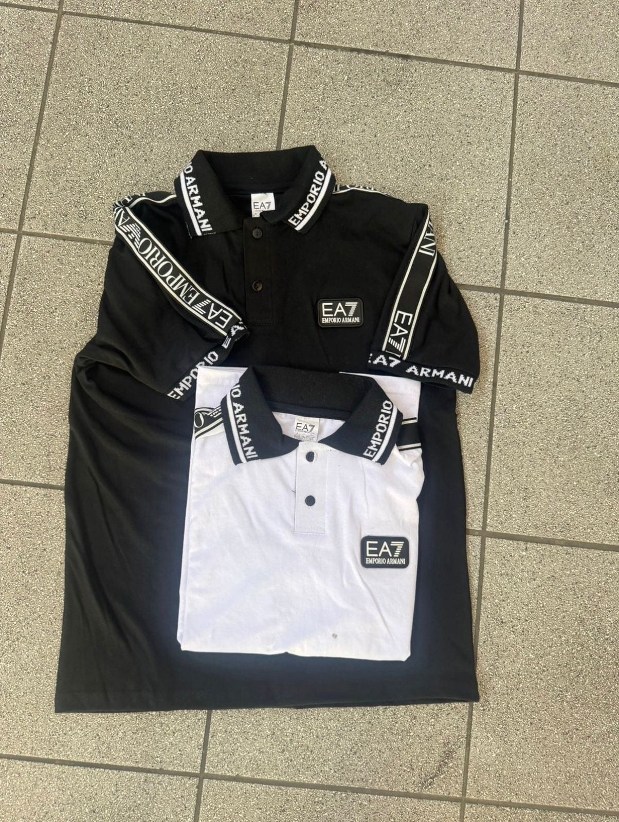 Polera EA7 Con Cuello