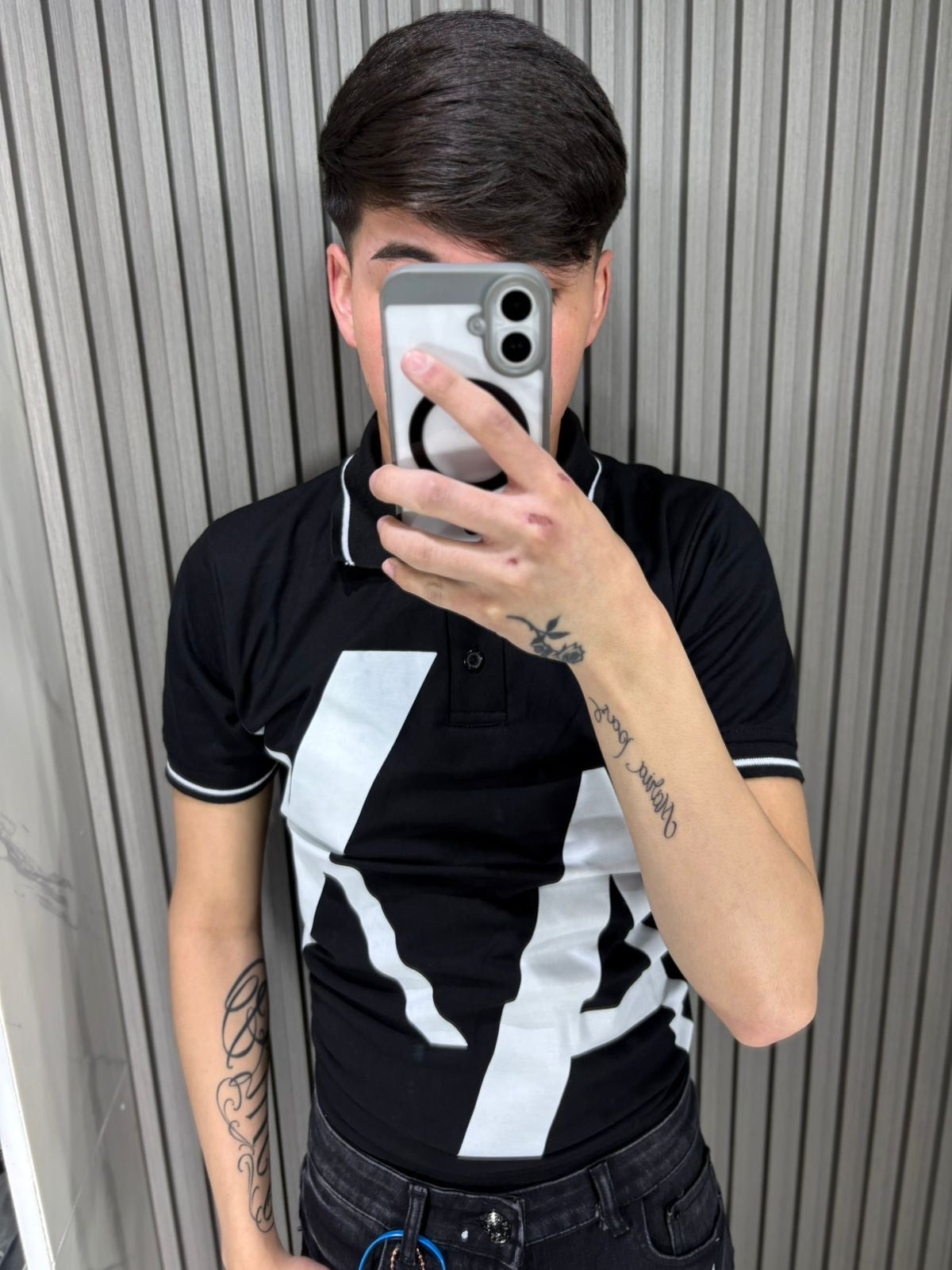 Poleras Con Cuello